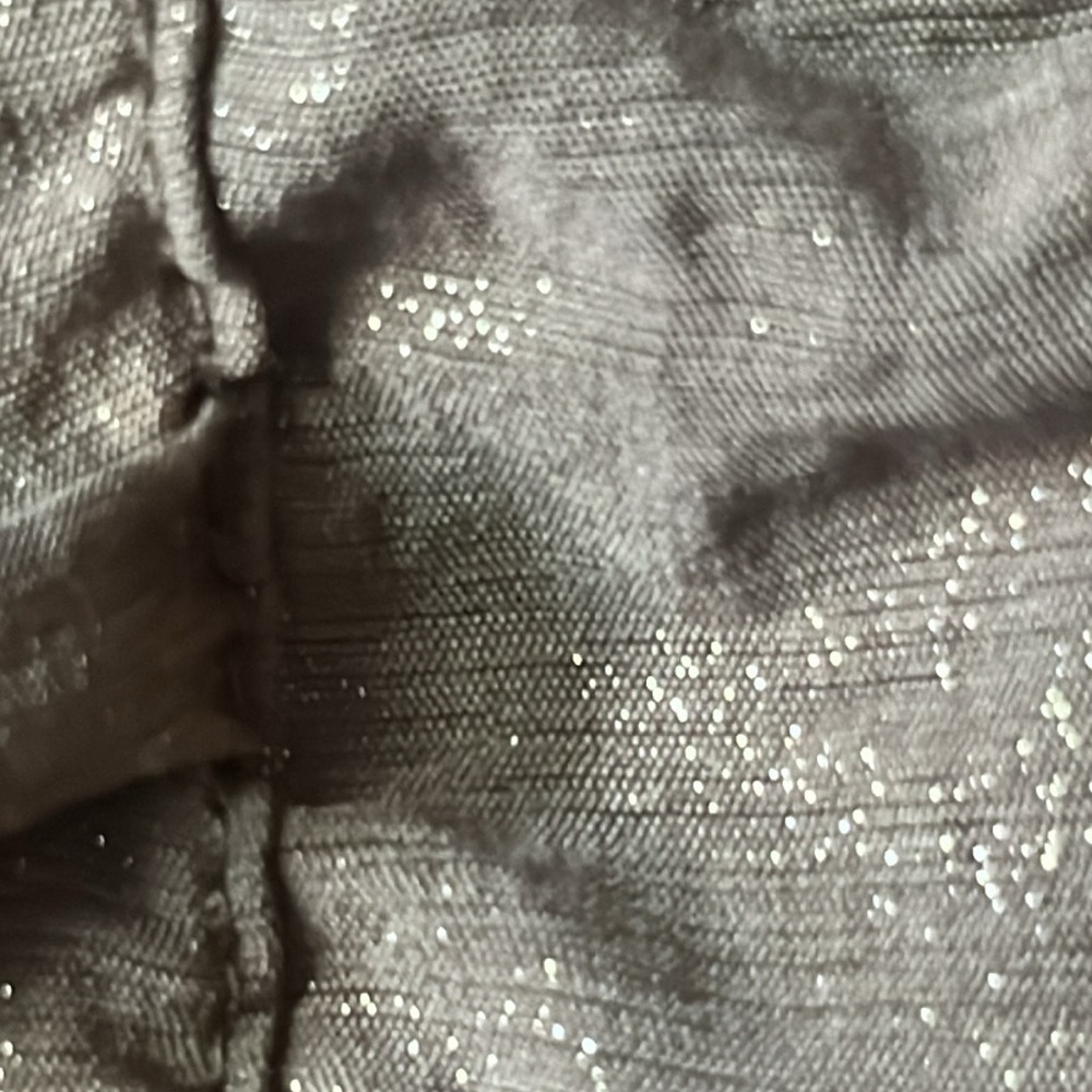 Spanner Jacket With Gold Threads And Three Buttons - image 4